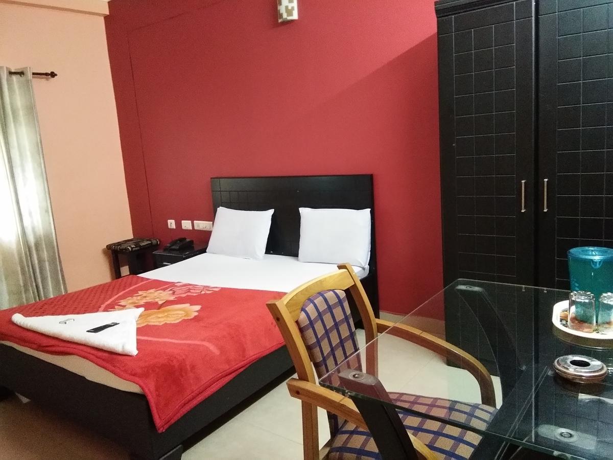 Hotel A.R.Residency Kunnamangalam Exteriér fotografie